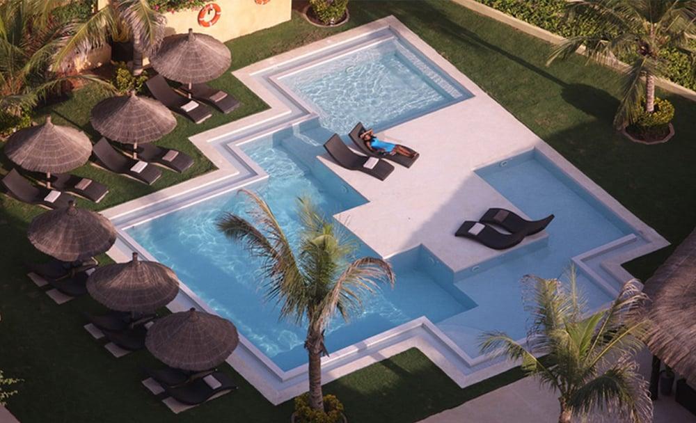 The Rhino Resort Hotel & Spa سالي بوخْتيودال المظهر الخارجي الصورة