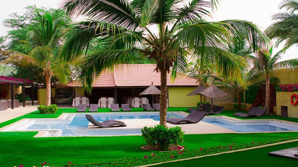 The Rhino Resort Hotel & Spa سالي بوخْتيودال المظهر الخارجي الصورة